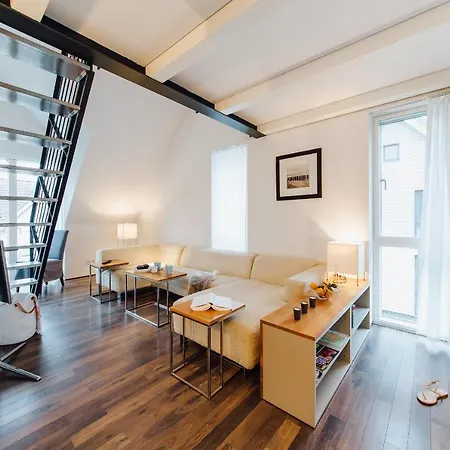 M2 Living Maisonette No 7 Lägenhet