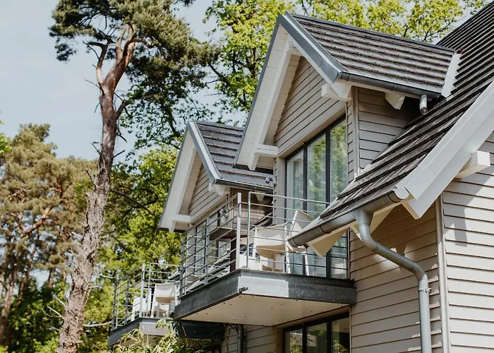 M2 Living Maisonette No 7 아파트 프레로